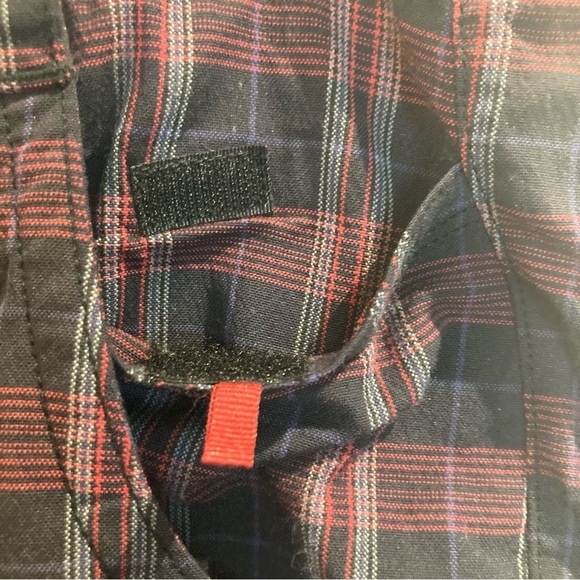 LULULEMON Sz 32 Plaid Many Pockets Shorts - Picture 4 of 13